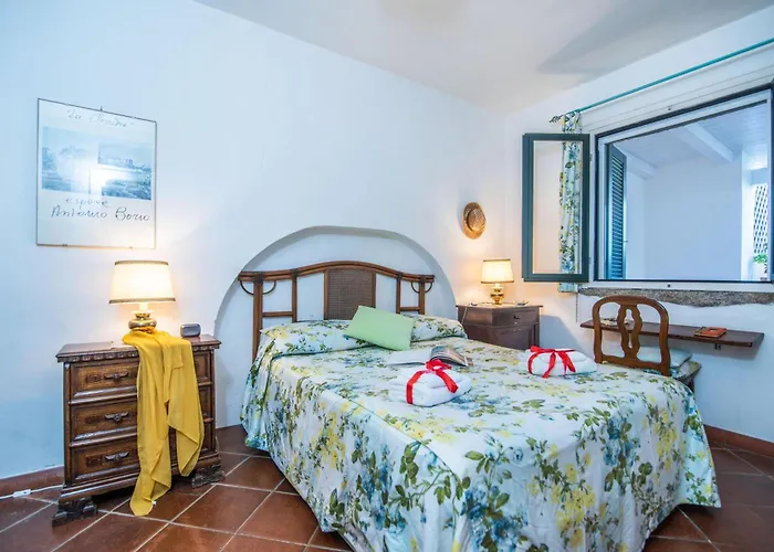 Number One With Shared Pool - Happy Apartment *