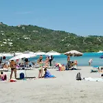 Number One With Shared Pool - Happy Appartement Porto Rotondo