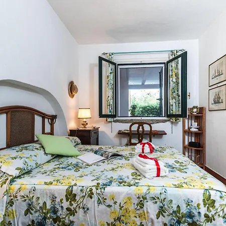 Number One With Shared Pool - Happy Porto Rotondo